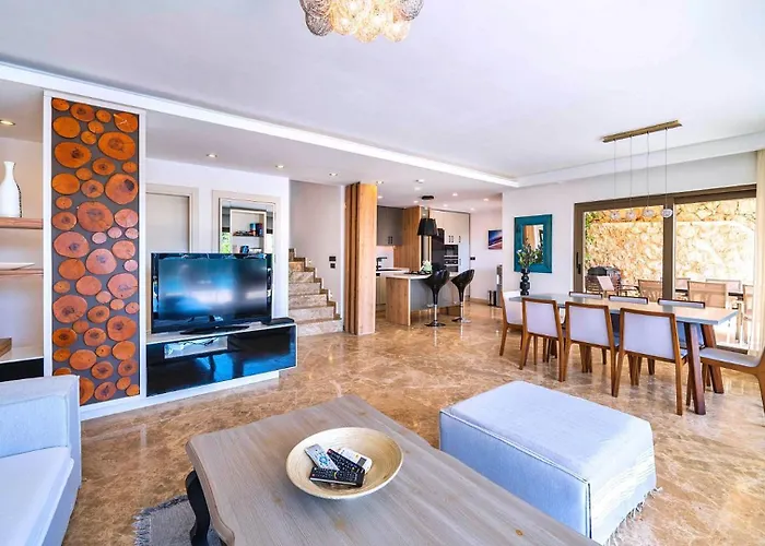 5 Bedroom Luxury - Walking Distance To The Town