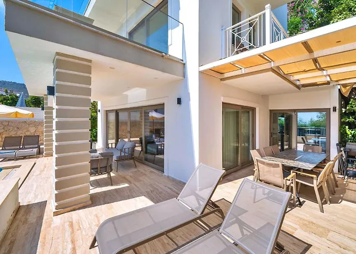 5 Bedroom Luxury - Walking Distance To The Town Вилла