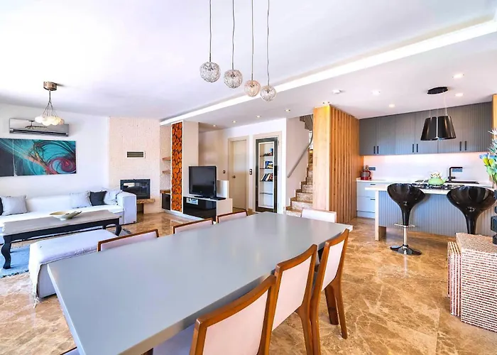 5 Bedroom Luxury - Walking Distance To The Town Вилла *